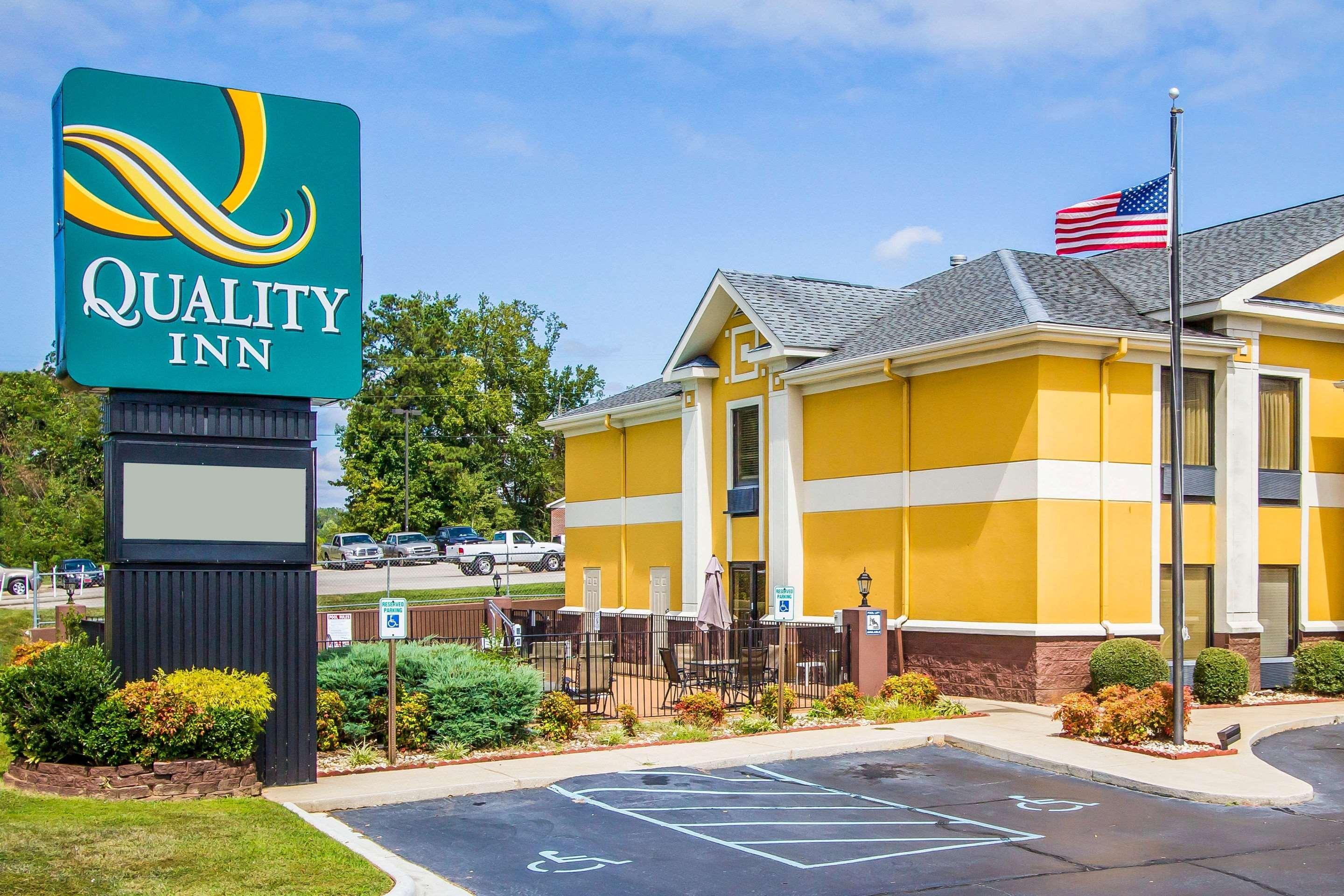 Quality Inn Alexander City Exterior photo